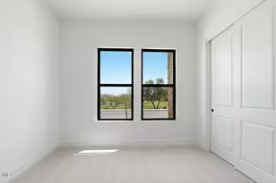 42094 N Steelhead Trl, San Tan Valley, AZ 85140 - Photo 15