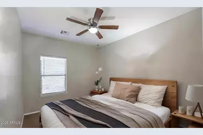 2082 E Lipizzan Drive, San Tan Valley, AZ 85140 - Photo 3