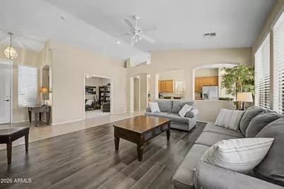 13643 W Montebello Avenue, Litchfield Park, AZ 85340 - Photo 7