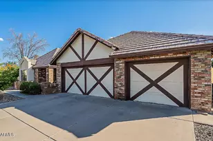 2038 S Ash Cir, Mesa, AZ 85202 - Photo 7