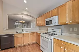 13949 N 133rd Dr, Surprise, AZ 85379 - Photo 11