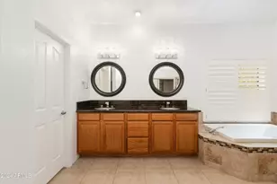 3350 S Oleander Dr, Chandler, AZ 85248 - Photo 15