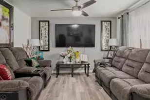 5002 W Bethany Home Rd, Glendale, AZ 85301 - Photo 11