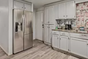 5002 W Bethany Home Rd, Glendale, AZ 85301 - Photo 5