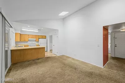 5635 W Brown Street, Glendale, AZ 85302 - Photo 9