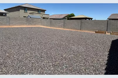 17768 W Daley Lane, Surprise, AZ 85387 - Photo 17