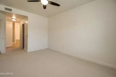 5450 E Deer Valley Drive #Unit 3012, Phoenix, AZ 85054 - Photo 15