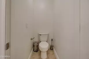 5450 E Deer Valley Dr, Phoenix, AZ 85054 - Photo 21