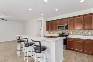 476 W Honey Locust Ave, San Tan Valley, AZ 85140 - Photo 9