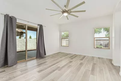 476 W Honey Locust Avenue, San Tan Valley, AZ 85140 - Photo 19