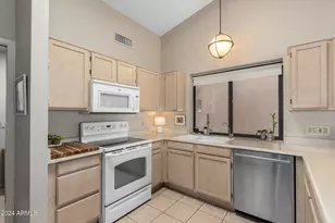 9286 W Behrend Dr, Peoria, AZ 85382 - Photo 17