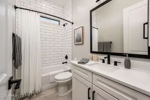 6615 E Libby St, Phoenix, AZ 85054 - Photo 41