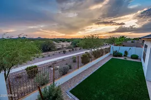 6615 E Libby St, Phoenix, AZ 85054 - Photo 47