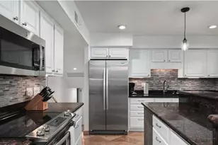 8620 E San Miguel Ave, Scottsdale, AZ 85250 - Photo 11