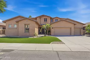393 W Remington Dr, Chandler, AZ 85286 - Photo 1