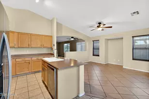 14871 W Watson Ln, Surprise, AZ 85379 - Photo 15