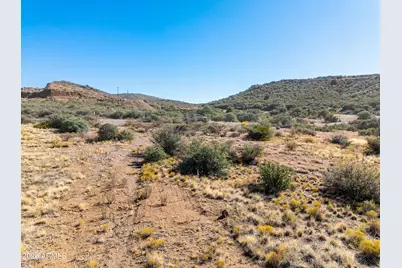 147Xx E Crystal Rock Road #2, Dewey, AZ 86327 - Photo 1