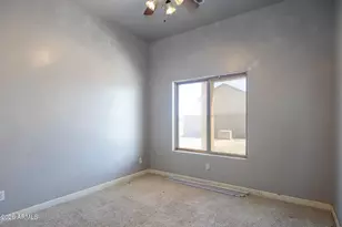 9461 W Kramer Pl, Arizona City, AZ 85123 - Photo 25