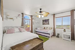 47012 N New River Rd, New River, AZ 85087 - Photo 23