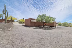 47012 N New River Rd, New River, AZ 85087 - Photo 33