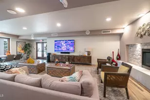 2511 W Queen Creek Rd, Chandler, AZ 85248 - Photo 17