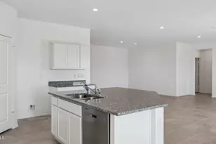 1594 E Currier Dr E, Casa Grande, AZ 85122 - Photo 9