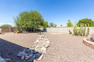 10638 W Sequoia Dr, Sun City, AZ 85373 - Photo 23