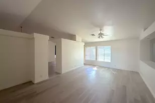 19858 N 33rd Pl, Phoenix, AZ 85050 - Photo 3