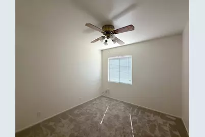 19858 N 33rd Place, Phoenix, AZ 85050 - Photo 17