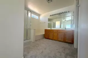 19858 N 33rd Pl, Phoenix, AZ 85050 - Photo 9