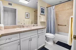 8330 E San Bernardo Dr, Scottsdale, AZ 85258 - Photo 21