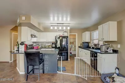 14878 W Bloomfield Road, Surprise, AZ 85379 - Photo 3