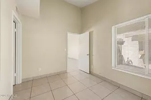 2415 W Greenway Rd, Phoenix, AZ 85023 - Photo 23