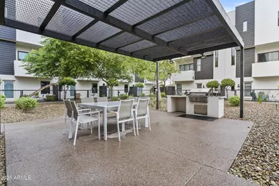 325 E Coronado Road #Unit 8, Phoenix, AZ 85004 - Photo 31