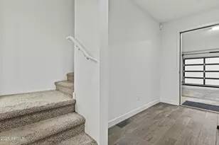 325 E Coronado Rd, Phoenix, AZ 85004 - Photo 7