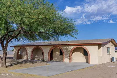 4065 N Catalina Drive, Eloy, AZ 85131 - Photo 5