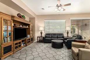 5722 S Mesquite Grove Way, Chandler, AZ 85249 - Photo 3
