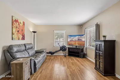 931 W Mackenzie Drive, Phoenix, AZ 85013 - Photo 7