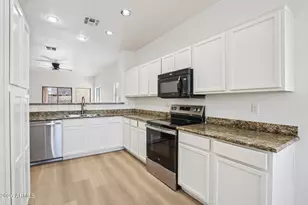 19702 N Emmerson Cir, Maricopa, AZ 85138 - Photo 17