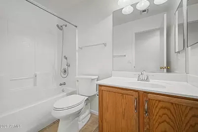 10809 W Cambridge Avenue, Avondale, AZ 85392 - Photo 17