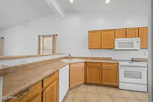 10809 W Cambridge Ave, Avondale, AZ 85392 - Photo 7