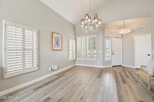 704 E Windsor Dr, Gilbert, AZ 85296 - Photo 9