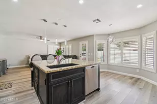 704 E Windsor Dr, Gilbert, AZ 85296 - Photo 15