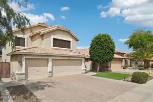 704 E Windsor Dr, Gilbert, AZ 85296 - Photo 1