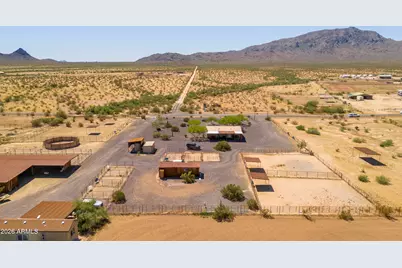 52510 W Williams Road, Aguila, AZ 85320 - Photo 3