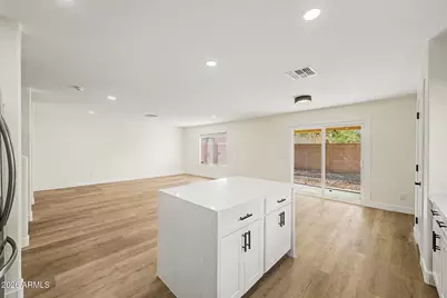 12382 W Turney Avenue, Avondale, AZ 85392 - Photo 11