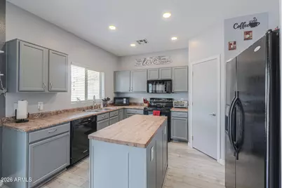 45574 W Tulip Lane, Maricopa, AZ 85139 - Photo 11