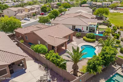 17544 W Port Royale Lane, Surprise, AZ 85388 - Photo 37