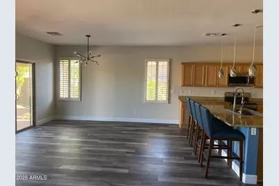 17544 W Port Royale Lane, Surprise, AZ 85388 - Photo 9