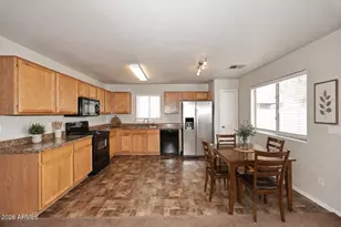 1381 E Daniella Dr, San Tan Valley, AZ 85140 - Photo 9